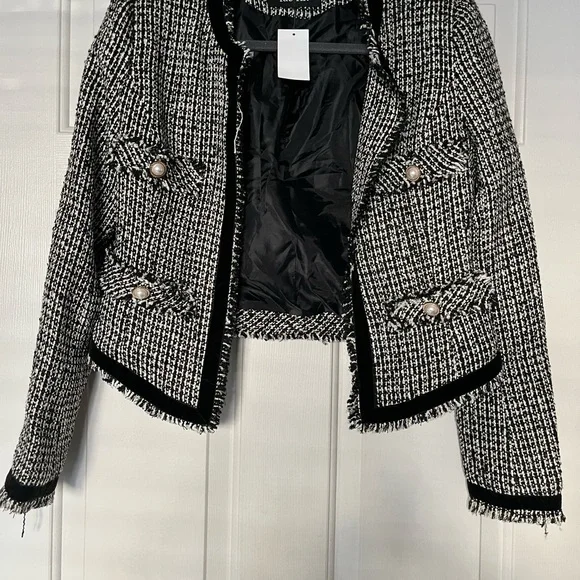 fab'rik Elegant Black - Cream - Gold Tweed Blazer | NEW | Size M - Picture 2 of 5